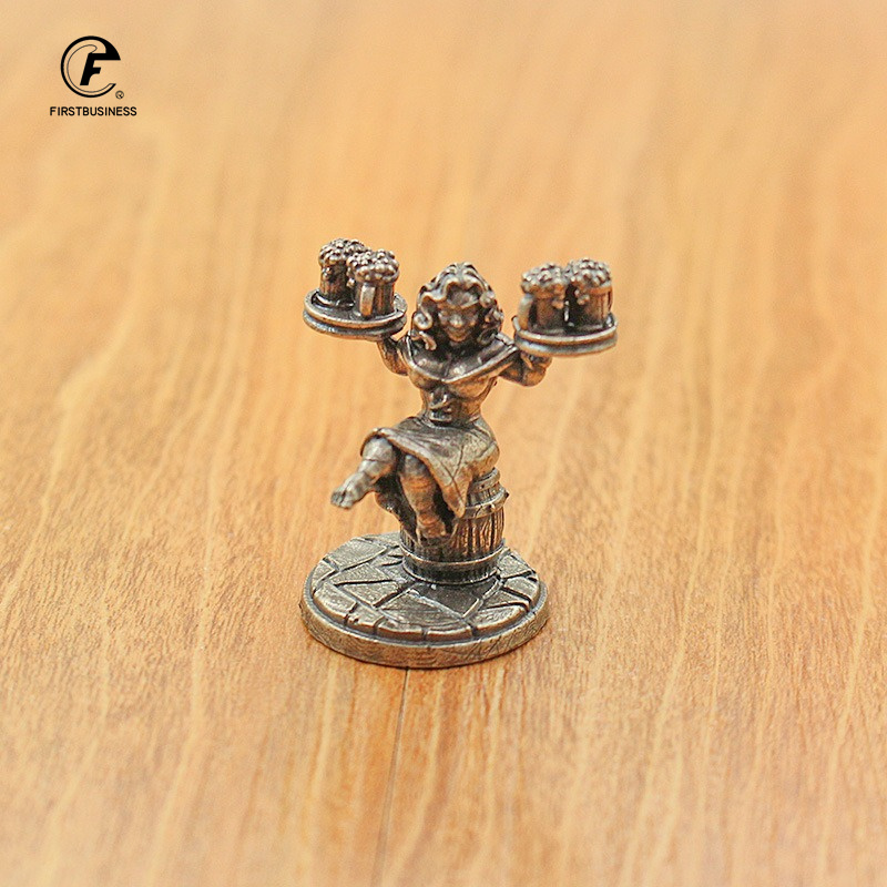 Vintage White Brass Miniature  - đánh giá và giá Board Game Design